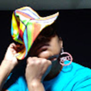 Meet your Posher, Janyce